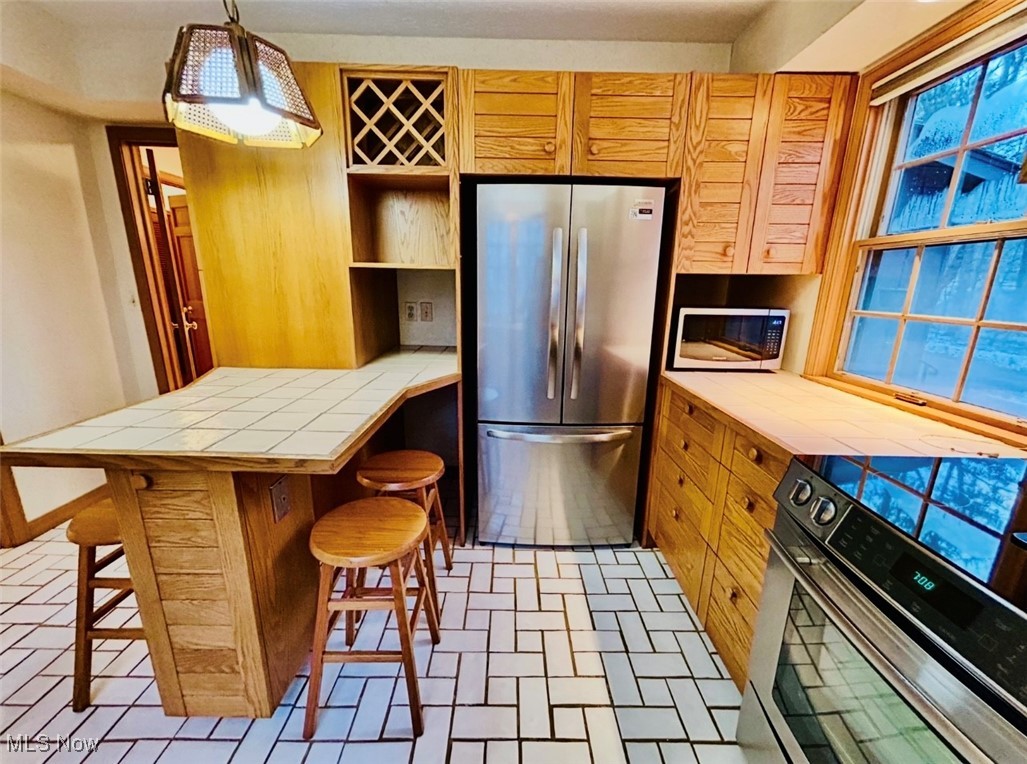 Gates Mills, Ohio 44040, United States, 4 Bedrooms Bedrooms, ,3 BathroomsBathrooms,Residential,Active,93982