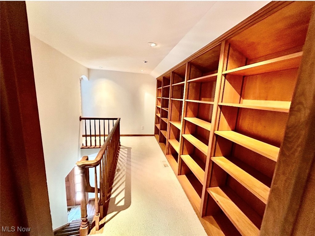 Gates Mills, Ohio 44040, United States, 4 Bedrooms Bedrooms, ,3 BathroomsBathrooms,Residential,Active,93982