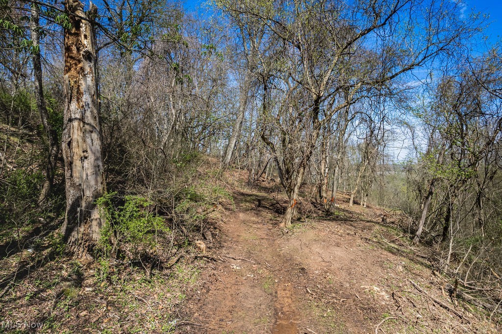 Sunset Dr, Marietta, Ohio image 22