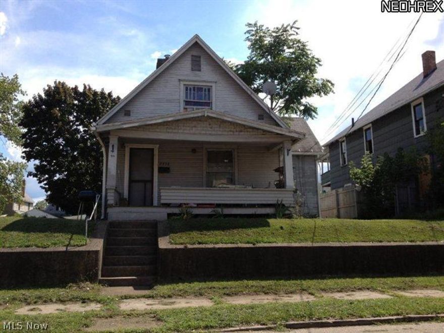Investors!  Investor retiring and selling this rental property as well as others.  A great opportunity to pick up long-term tenant occupied properties.  No sign.  Do not approach tenants.  All reasonable offers considered.