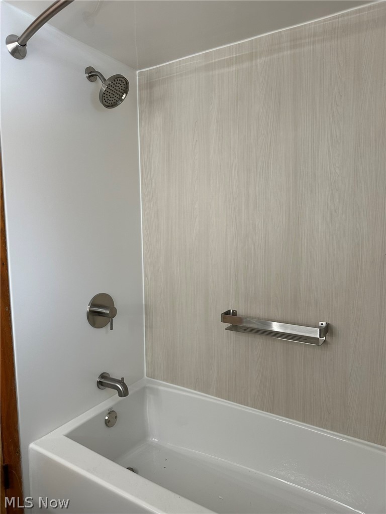 Fairlawn Heights Estate #3 - Residential Lease