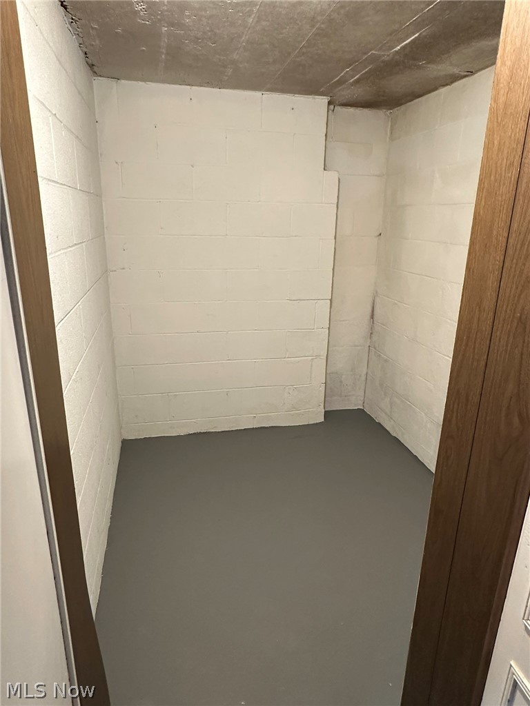 Fairlawn Heights Estate #3 - Residential Lease