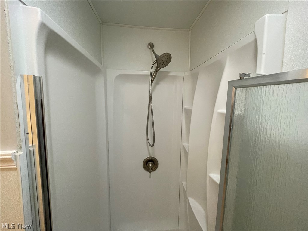 Lorain Hlnd Resub - Residential Lease