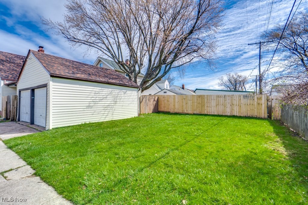 7719 Newport Avenue, Parma, Ohio image 5