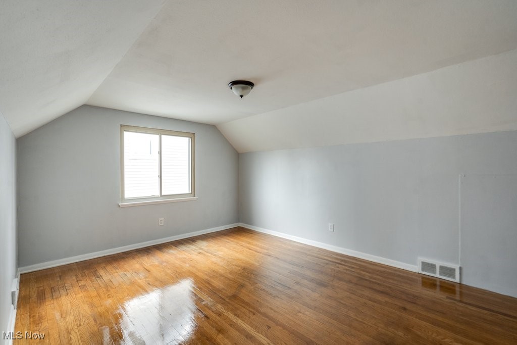7719 Newport Avenue, Parma, Ohio image 28