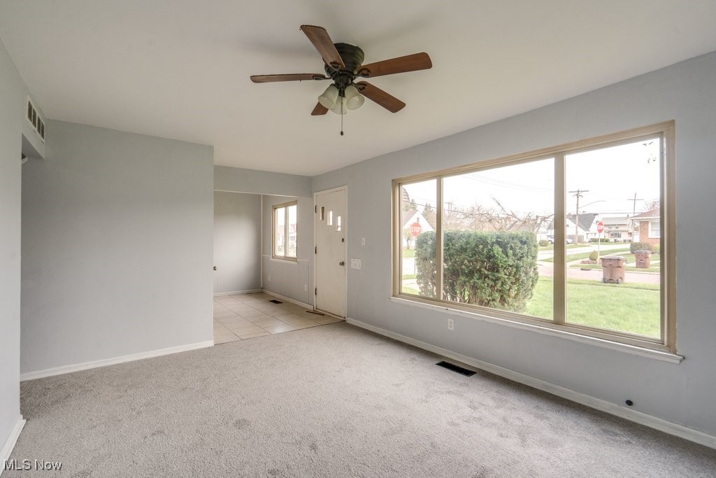 7719 Newport Avenue, Parma, Ohio image 11