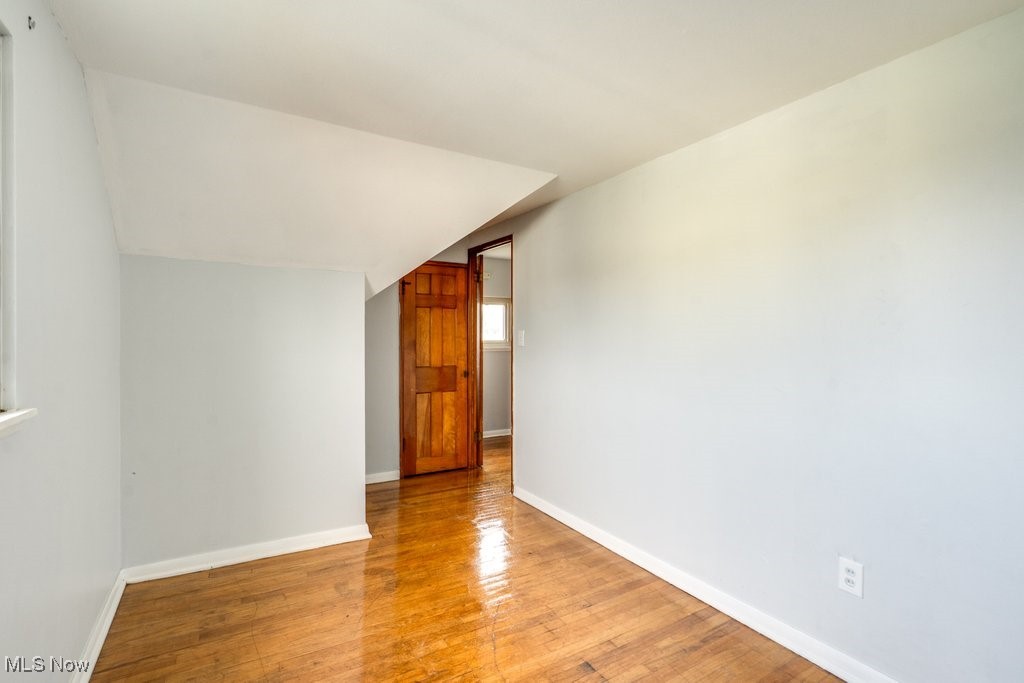 7719 Newport Avenue, Parma, Ohio image 26