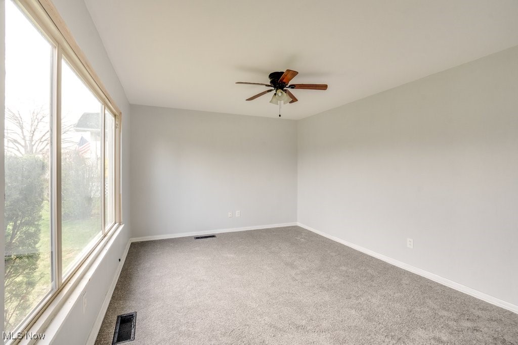 7719 Newport Avenue, Parma, Ohio image 9