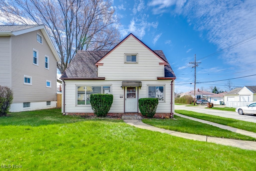 7719 Newport Avenue, Parma, Ohio image 1