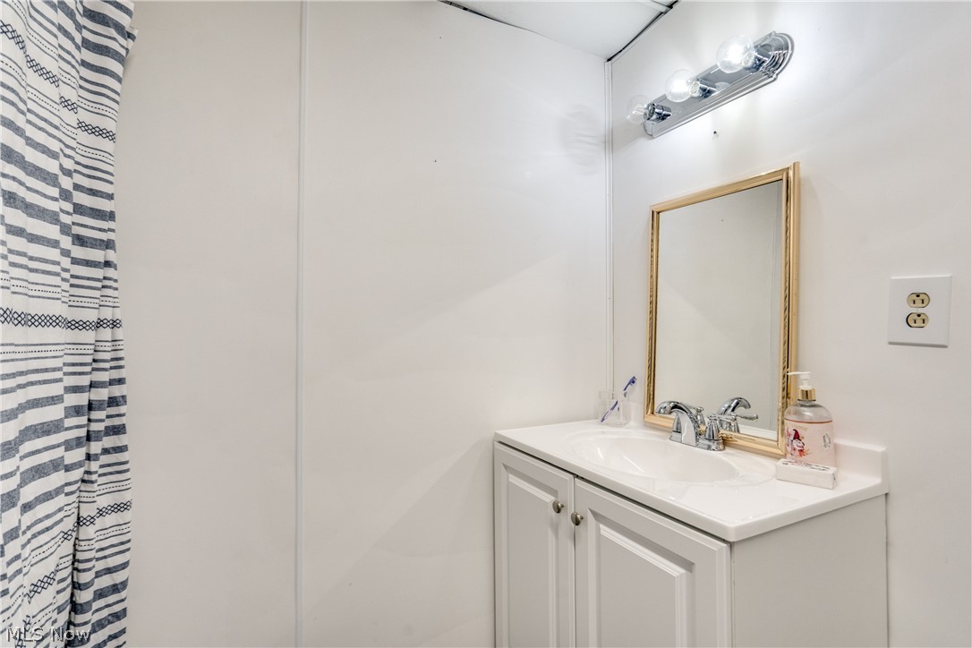 Sam H Miller 07 - Residential