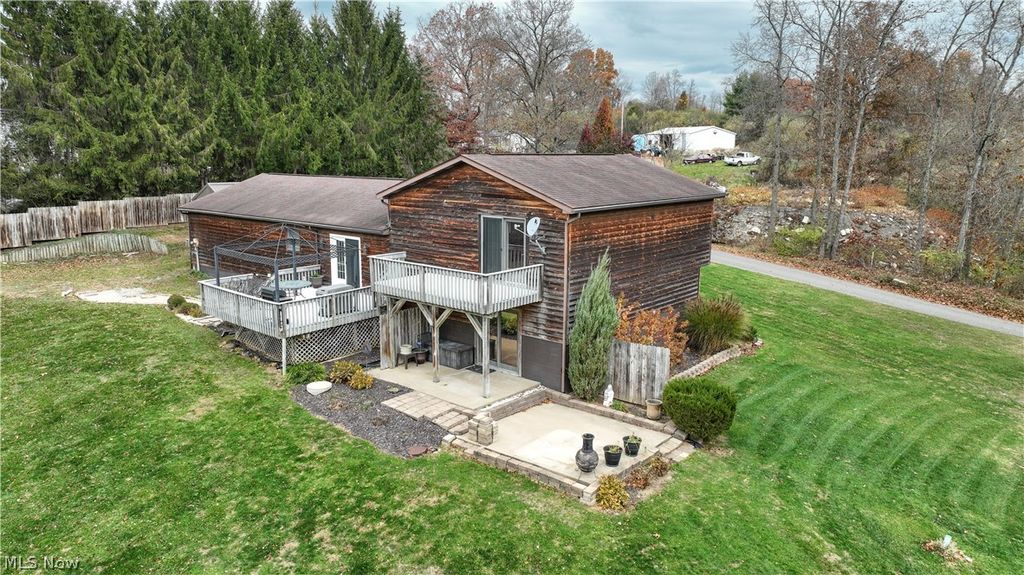 Photo of 46282 Atkinson Road, St Clairsville, OH 43950 (MLS # 5193866)