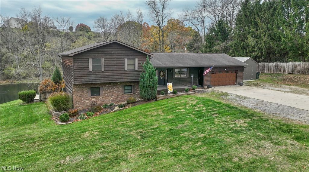 Photo of 46282 Atkinson Road, St Clairsville, OH 43950 (MLS # 5193866)