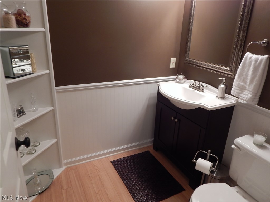 Greens Prestwick Condo - Residential