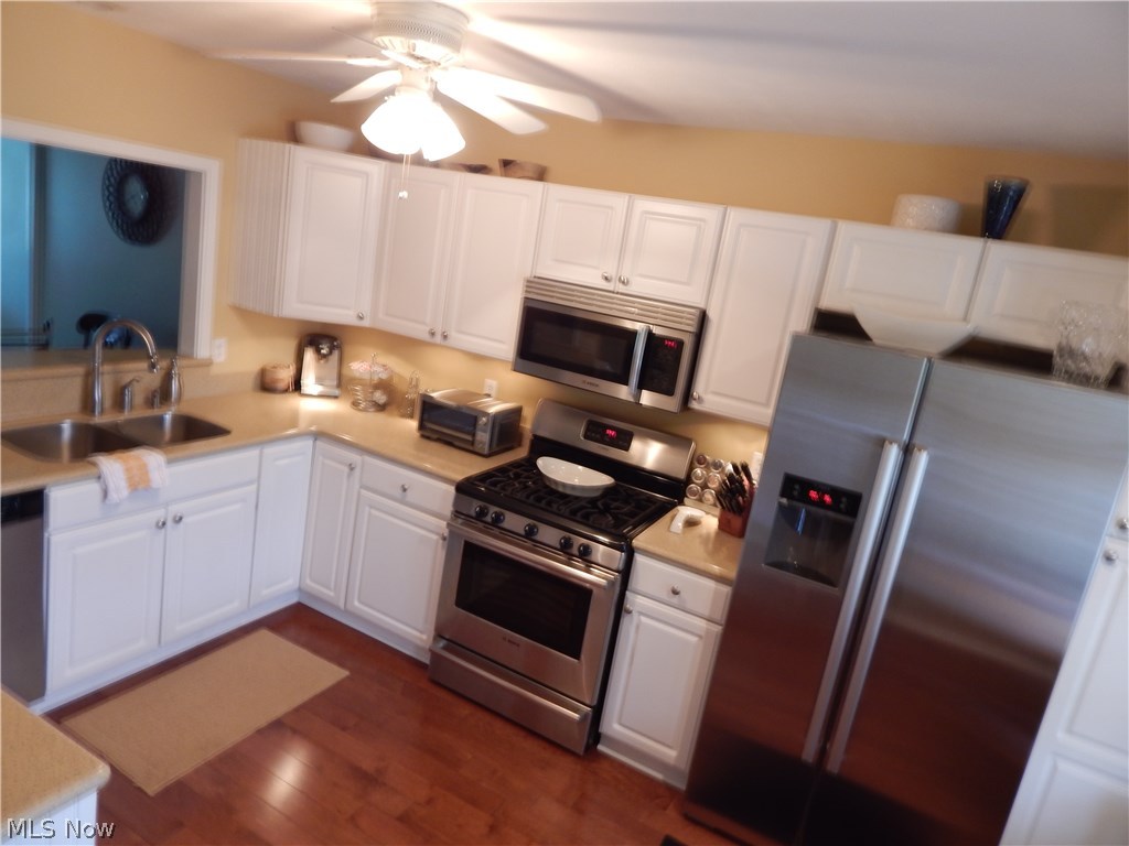 Greens Prestwick Condo - Residential
