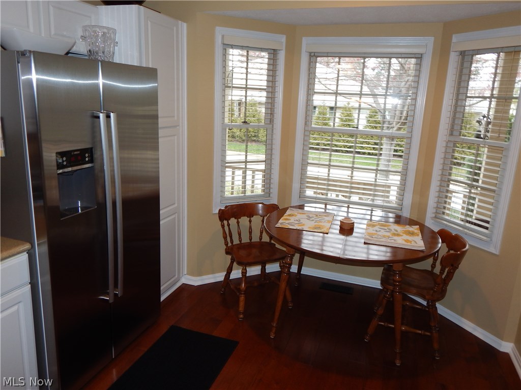 Greens Prestwick Condo - Residential