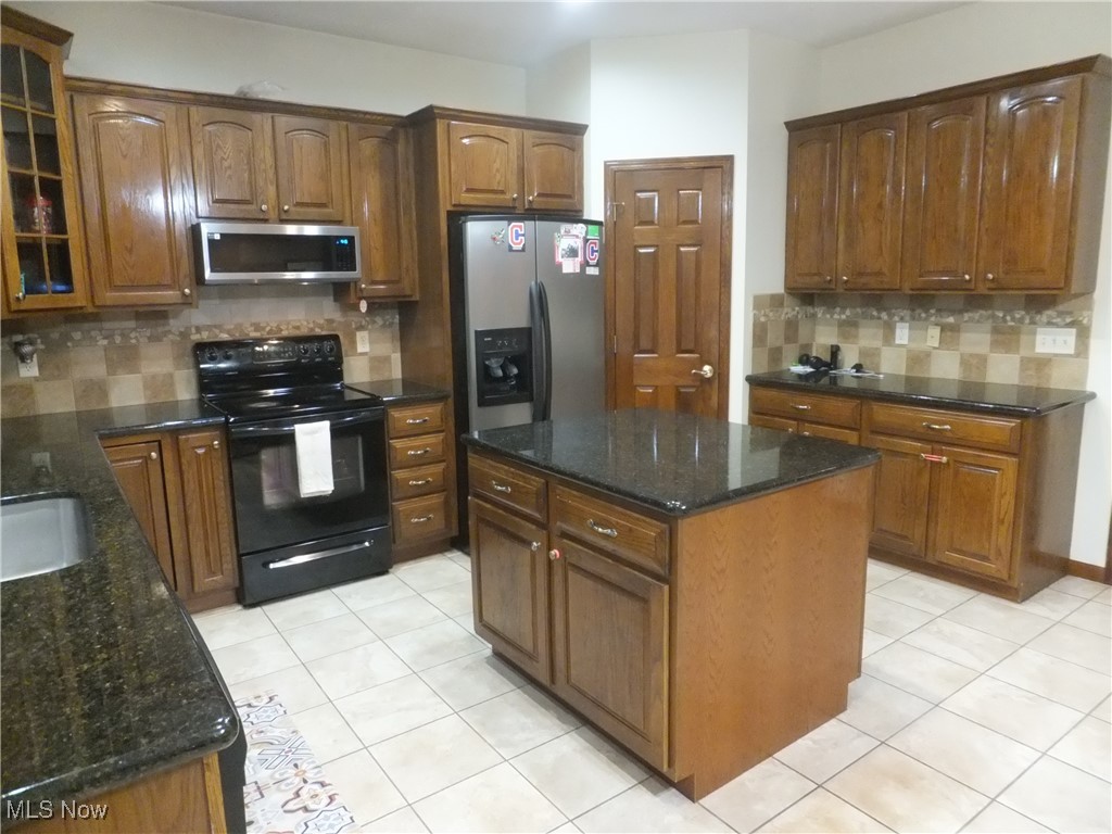 Skyline Heights 01 - Residential