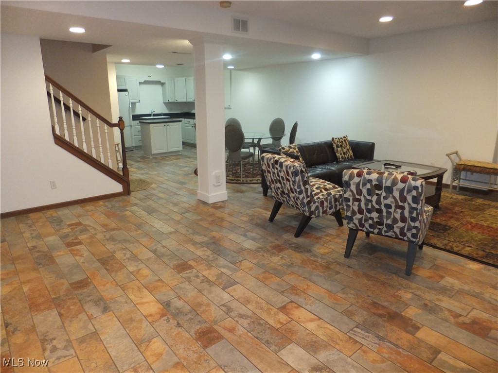 Skyline Heights 01 - Residential