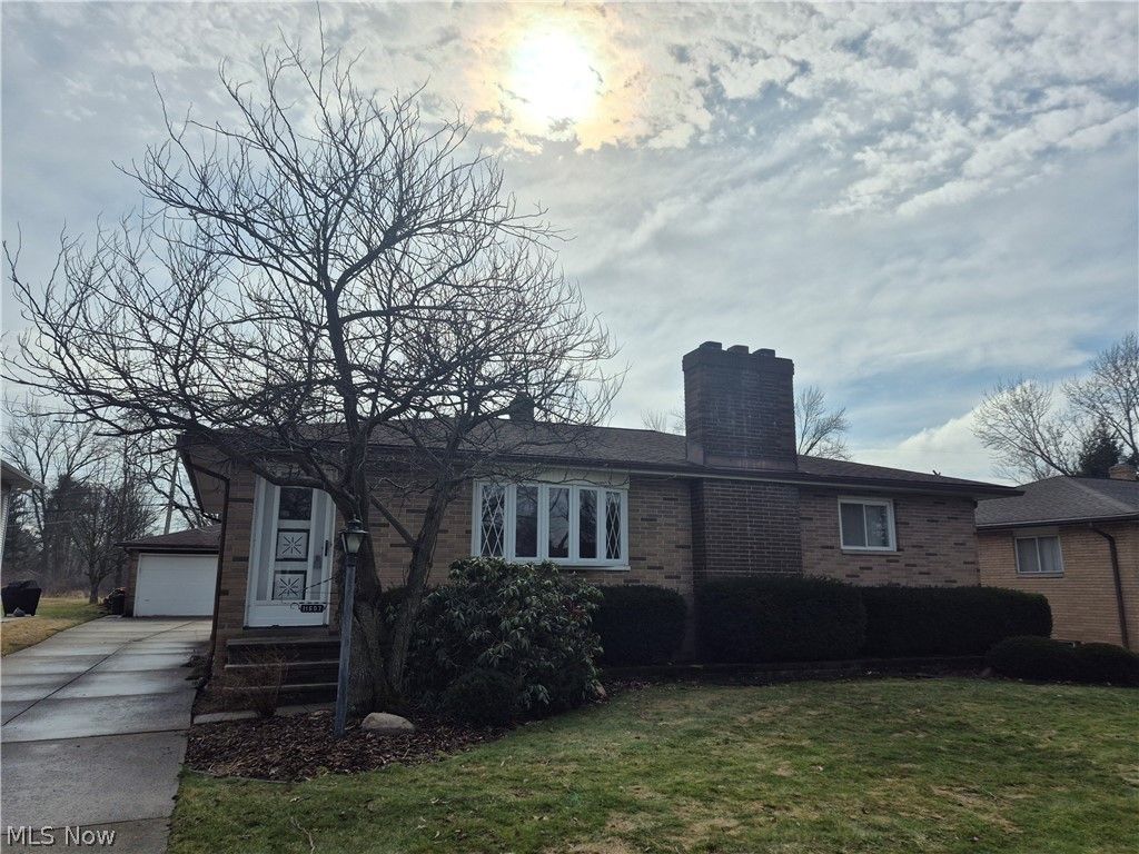 Photo of 11607 Stormes Drive, Parma, OH 44130 (MLS # 5187911)