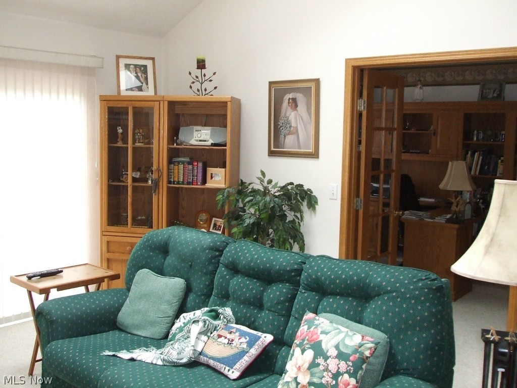 Southampton Woods 06 - Residential