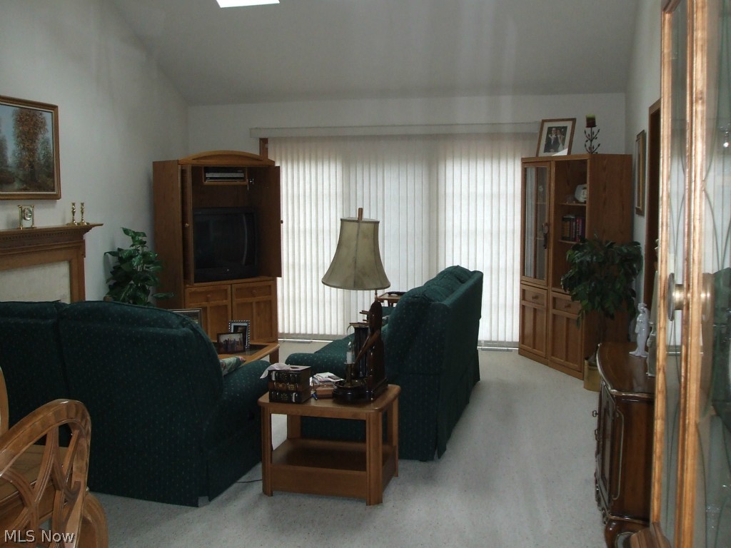 Southampton Woods 06 - Residential