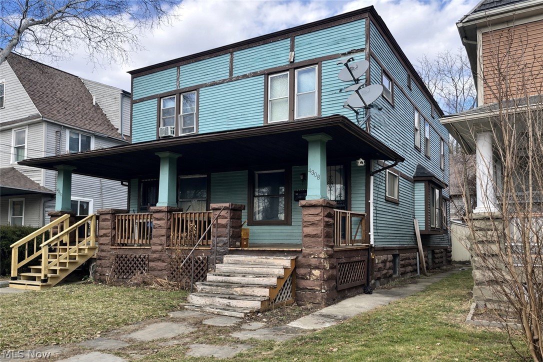 4310 Archwood Avenue