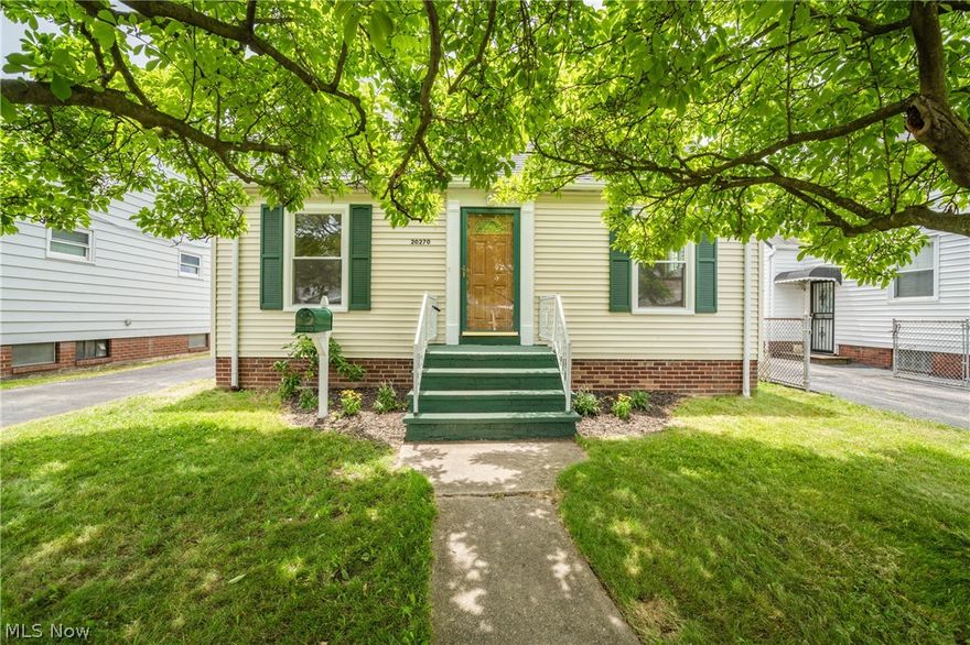 Fully remodeled Cape Cod by Design by Iris.  This elegant 4-bedroom home is bright and fresh with many updates.  Features include a brand new bathroom and kitchen with stainless steel appliances, new Central Air, all new windows, new wood floors on main level, and much more.  Don't miss out on this gem!