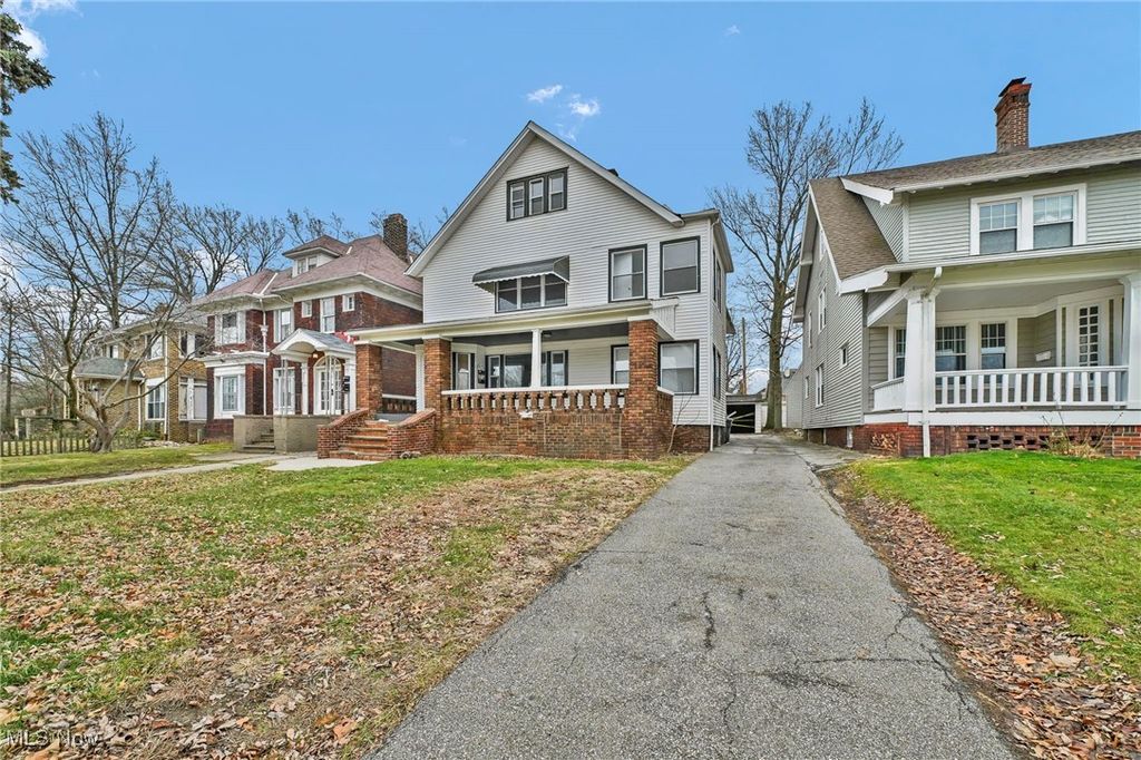 Photo of 3234 Euclid Heights Boulevard #Lower, Cleveland Heights, OH 44118 (MLS # 5182992)