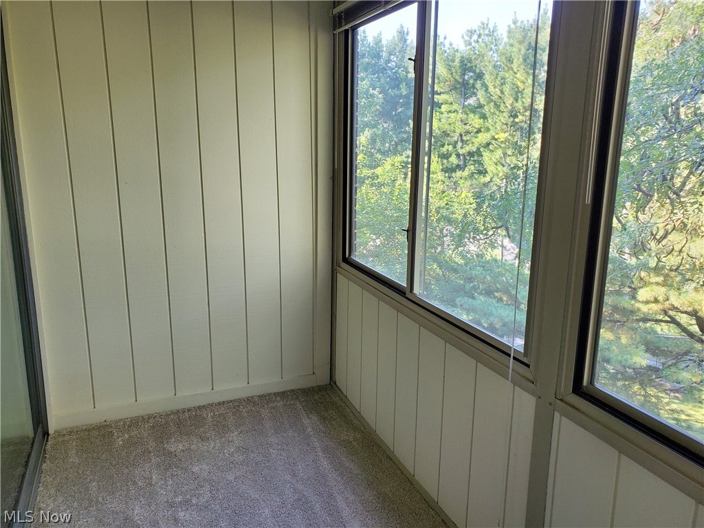 Silver Lake Towers Condo - Residential