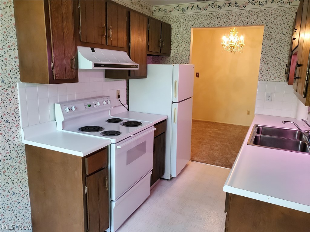 Silver Lake Towers Condo - Residential