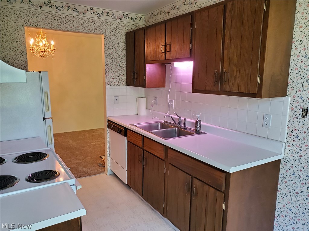 Silver Lake Towers Condo - Residential