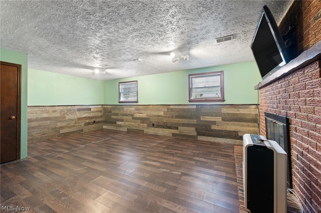 Meadowlands - Residential