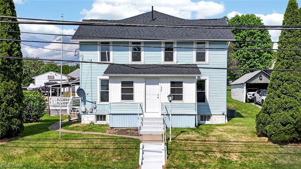 Photo of 204 N Market Street, Somerset, OH 43783 (MLS # 5212142)