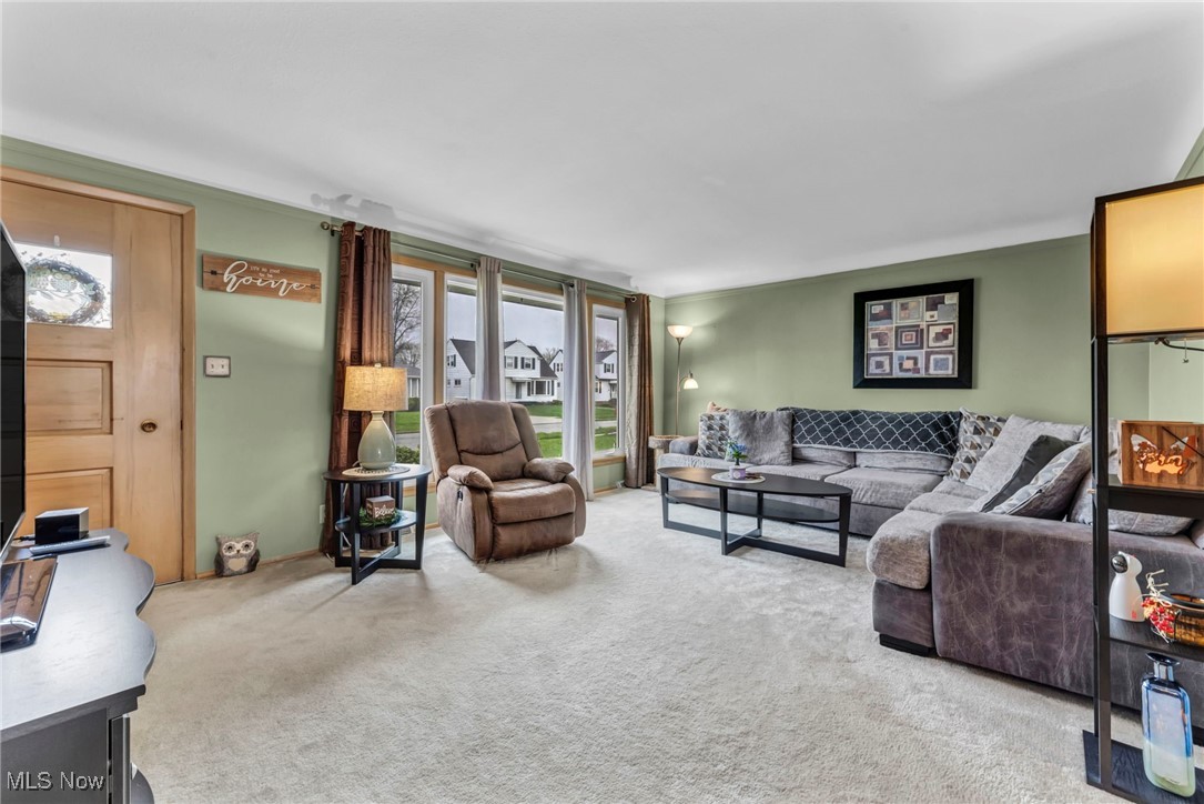 29597 Shaker Drive, Wickliffe, Ohio image 6