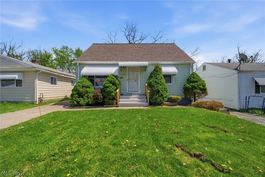 Photo of 4437 E 158th Street, Cleveland, OH 44128 (MLS # 5205597)