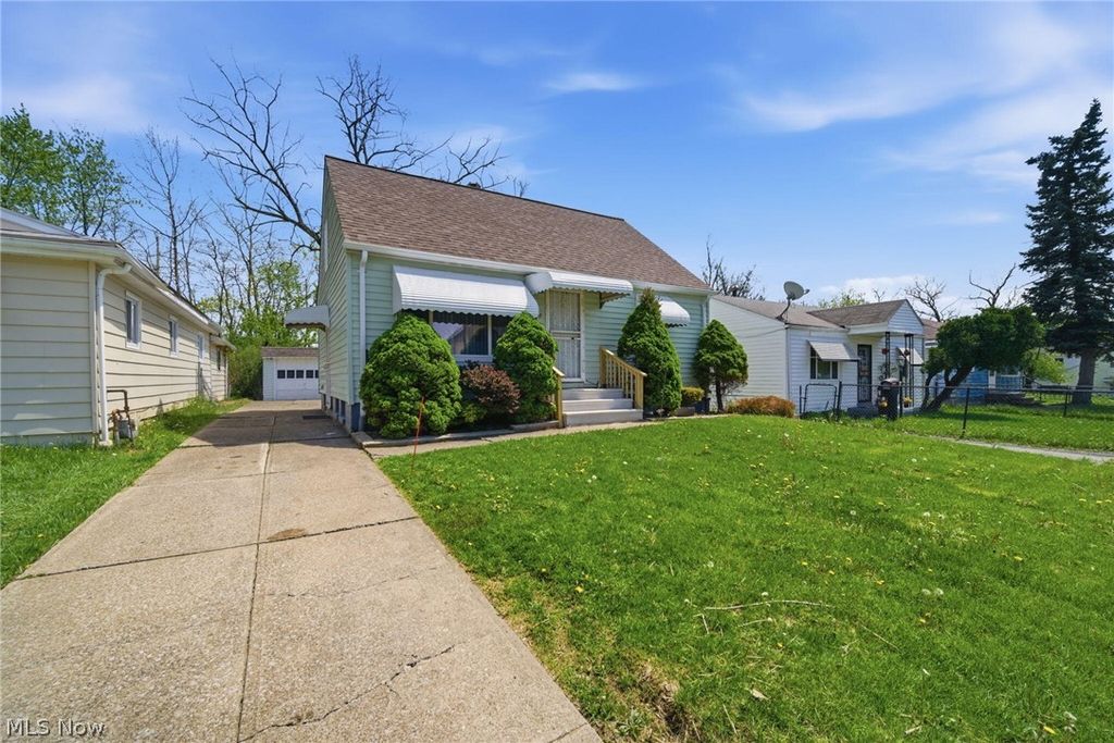 Photo of 4437 E 158th Street, Cleveland, OH 44128 (MLS # 5205597)