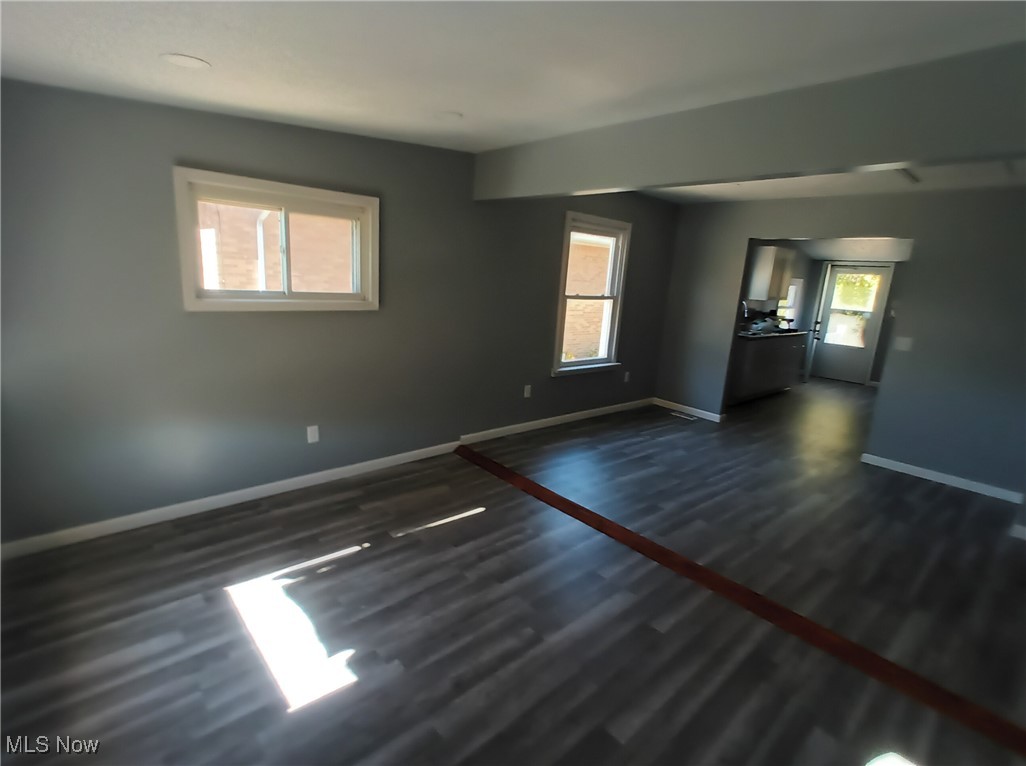 Elworthy-Helwick Companys Del - Residential