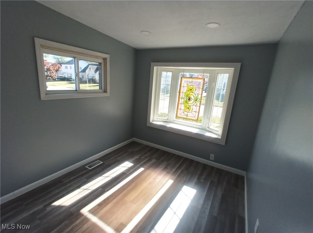 Elworthy-Helwick Companys Del - Residential