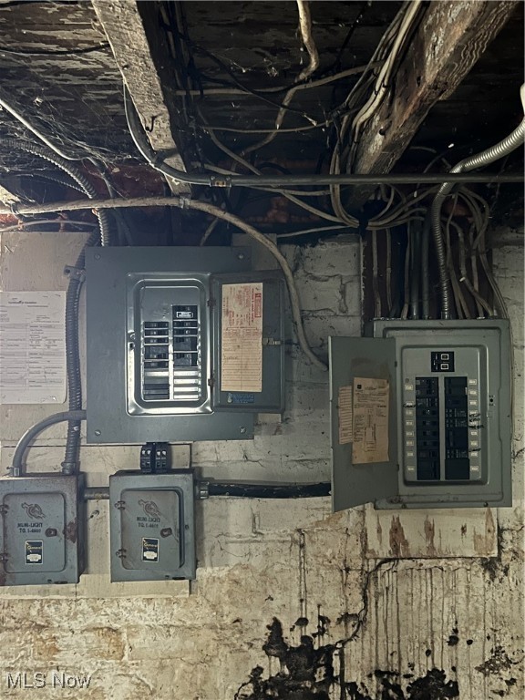 Walworth - Residential Income