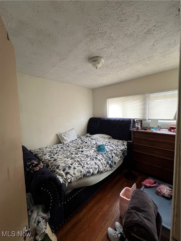 Walworth - Residential Income