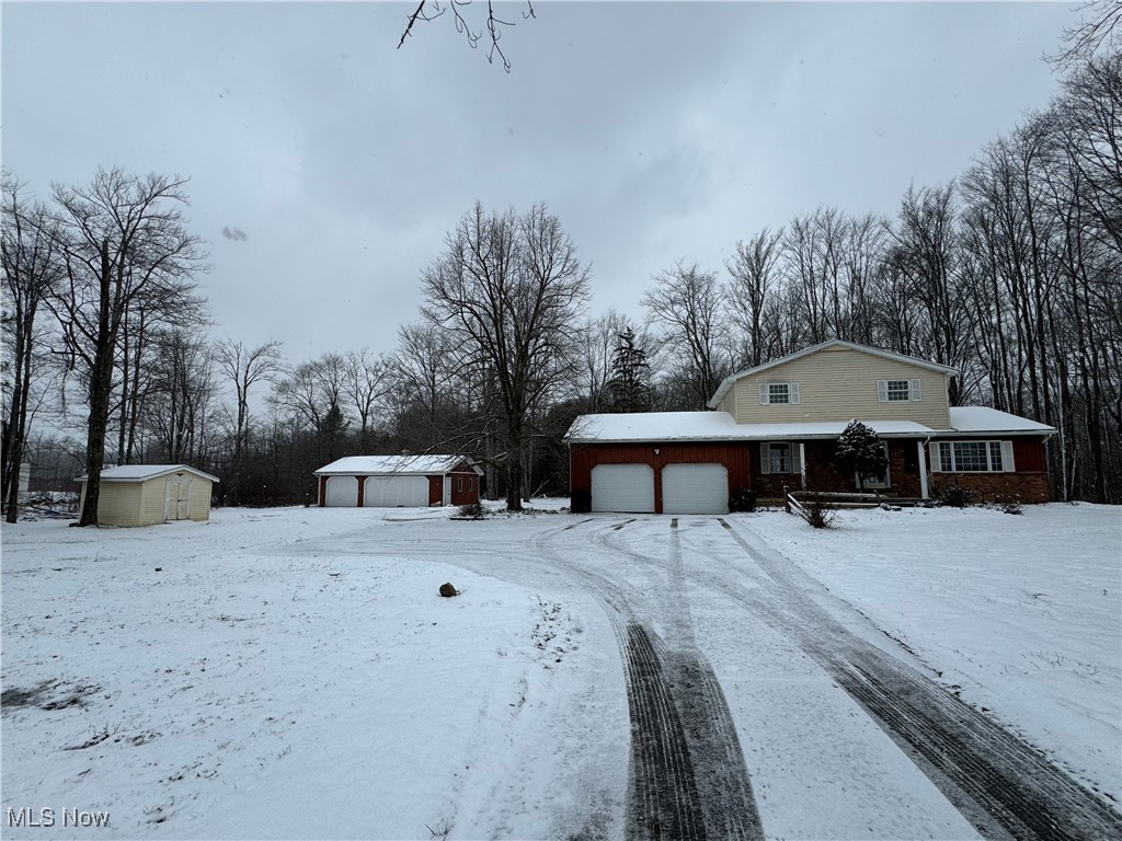 17014 Chardon Windsor Road, Huntsburg, Ohio image 3