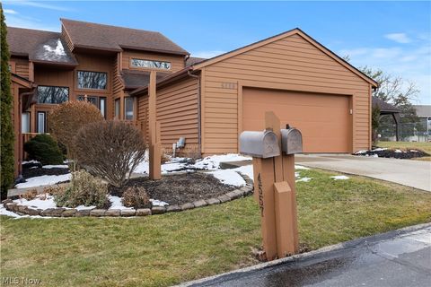 4559 Oakhill Boulevard Amherst OH 44053