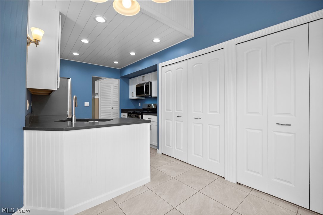 Country Club - Residential