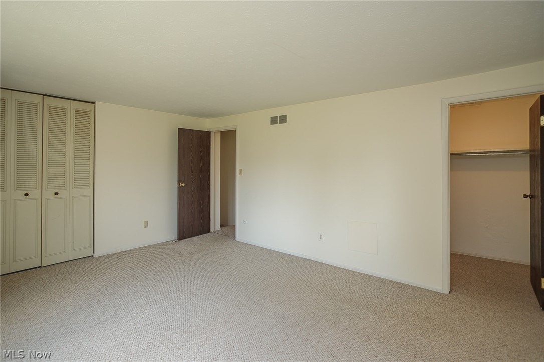 Huntington Park Condo - Residential