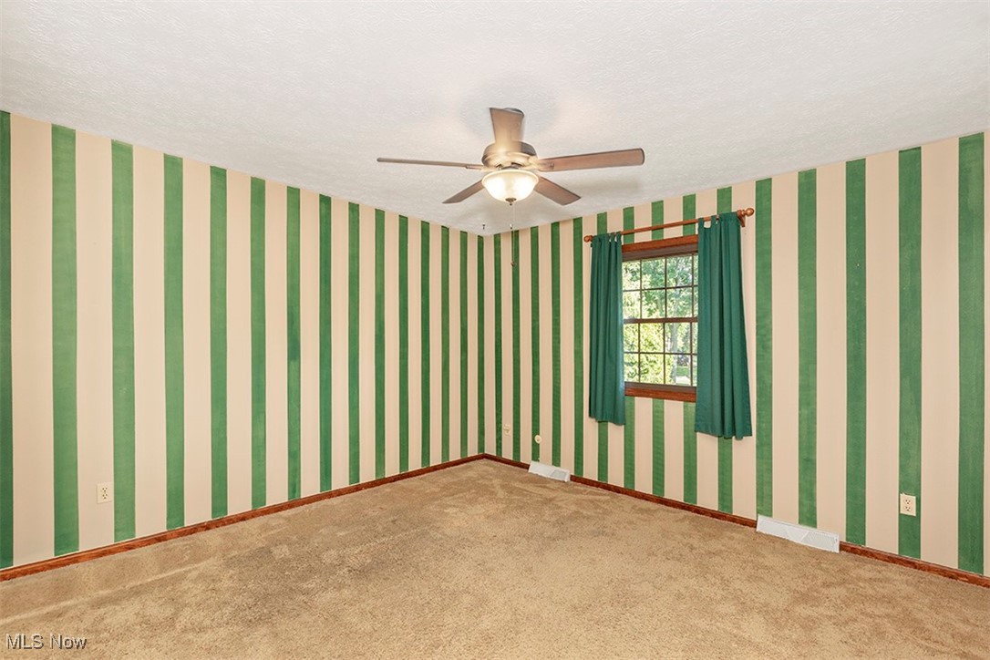 Mentor, Ohio 44060, United States, 4 Bedrooms Bedrooms, ,3 BathroomsBathrooms,Residential,Active,198502