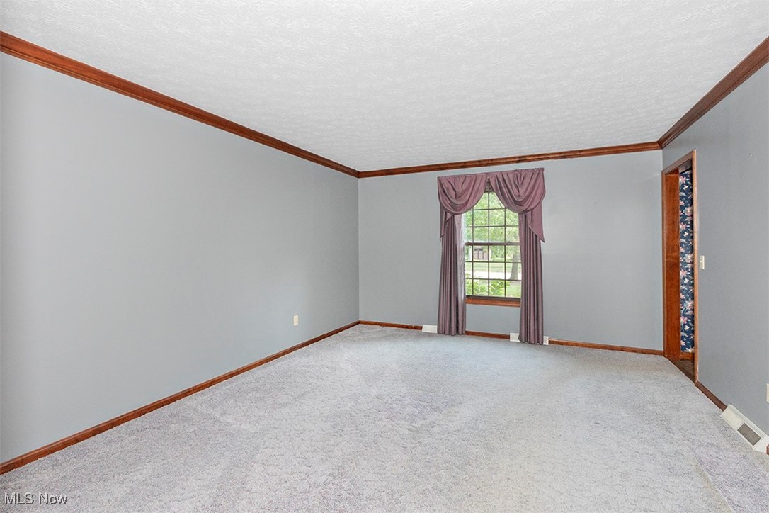 Mentor, Ohio 44060, United States, 4 Bedrooms Bedrooms, ,3 BathroomsBathrooms,Residential,Active,198502