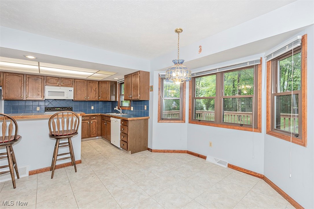 Mentor, Ohio 44060, United States, 4 Bedrooms Bedrooms, ,3 BathroomsBathrooms,Residential,Active,198502