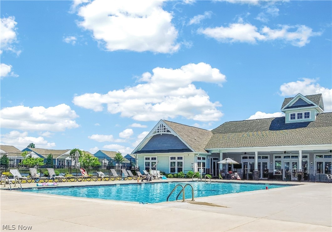 Four Seasons/Chestnut Rdg Sub - Residential