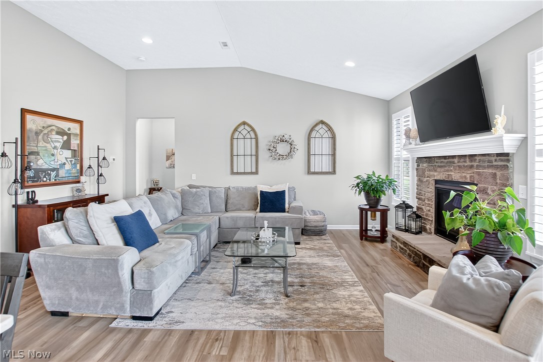 Four Seasons/Chestnut Rdg Sub - Residential