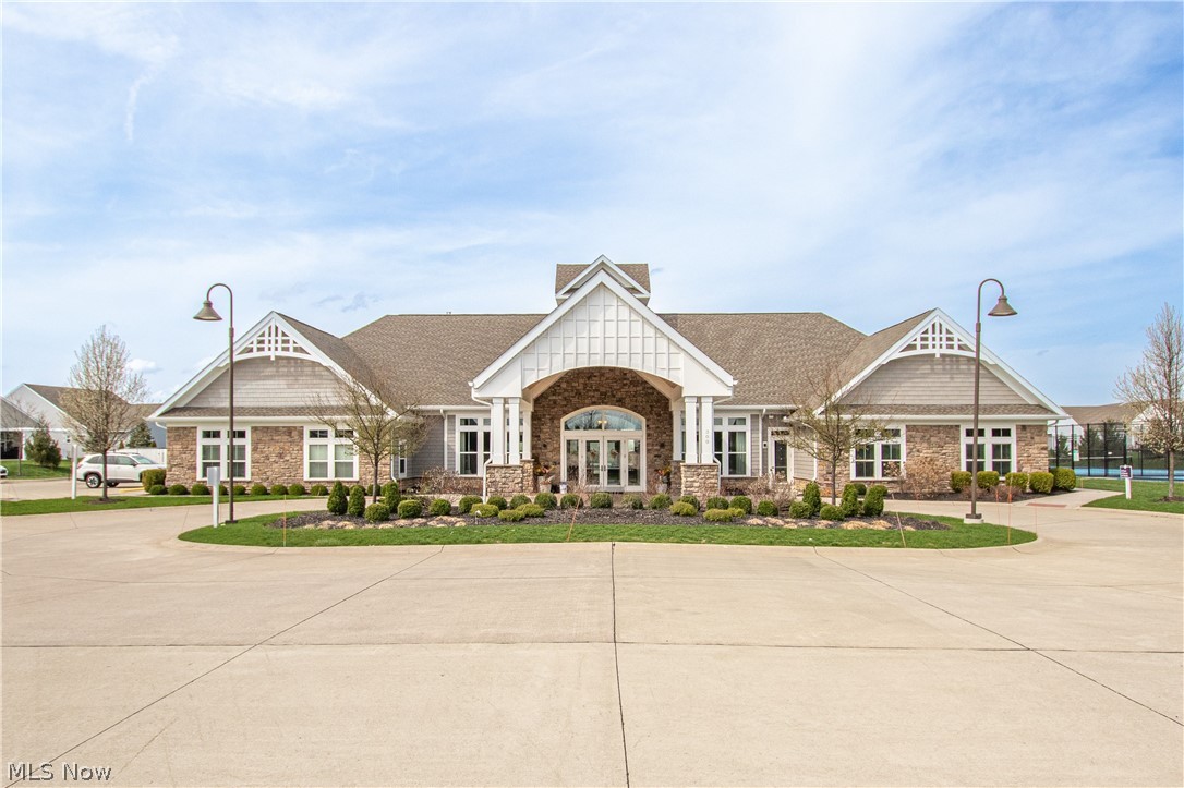 Four Seasons/Chestnut Rdg Sub - Residential