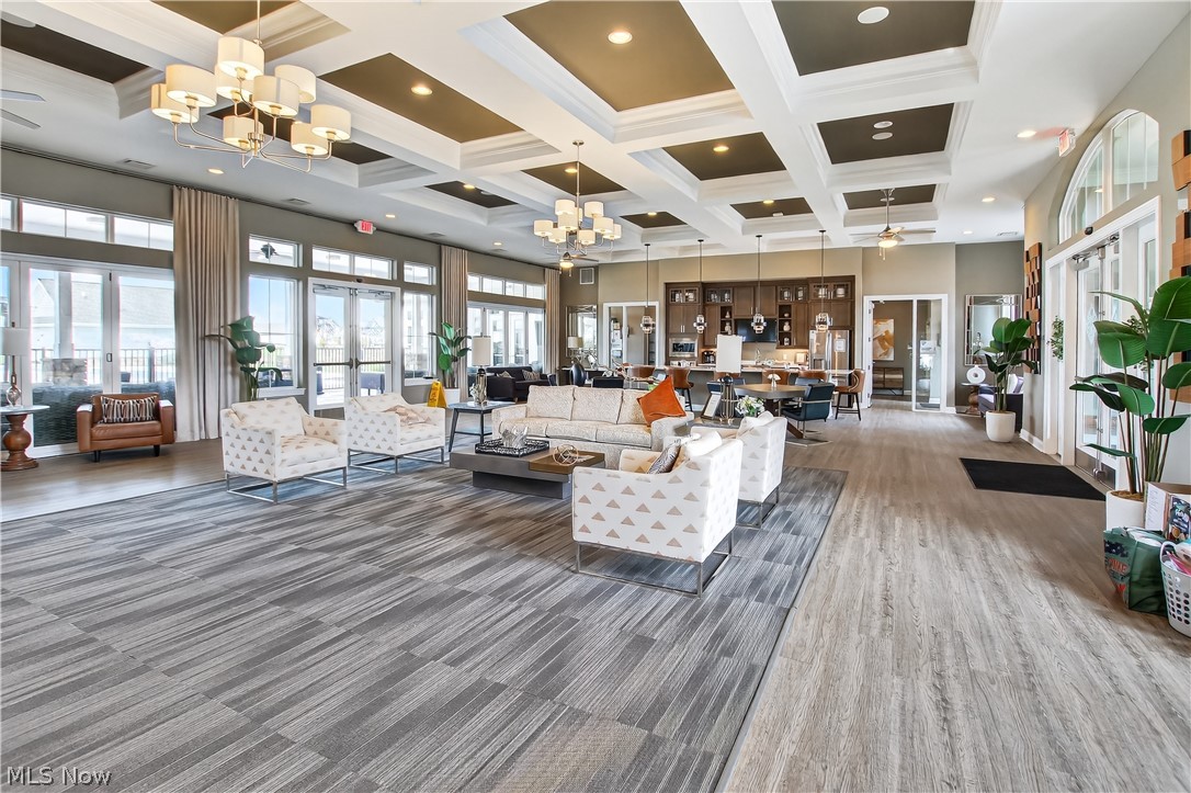 Four Seasons/Chestnut Rdg Sub - Residential